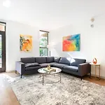 2Br Hollywood Luxury Condo