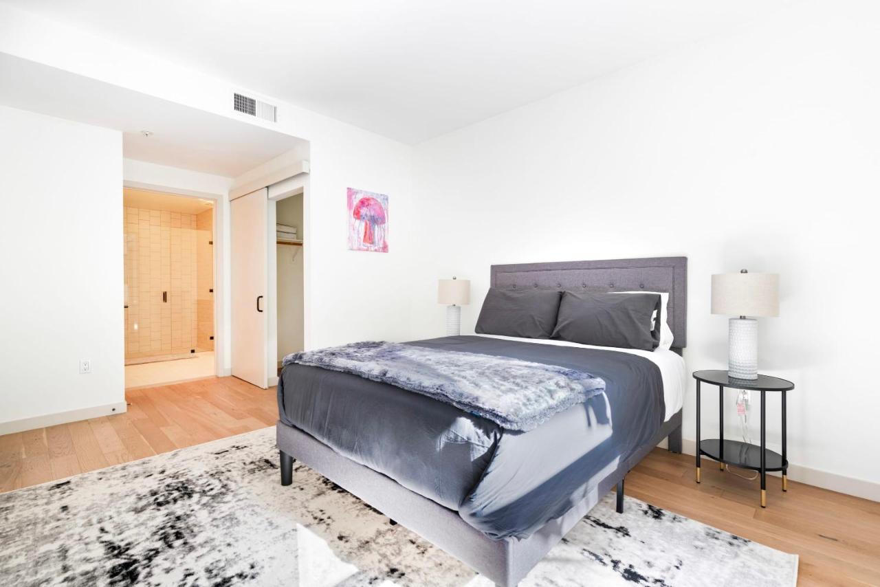 Apartamento 2br Hollywood Luxury *